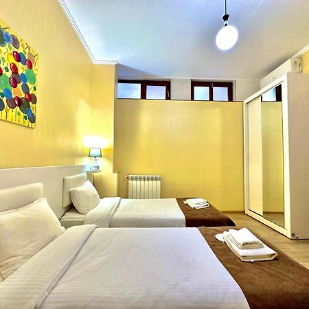 Hotel Four Brothers Tbilisi ภายนอก รูปภาพ