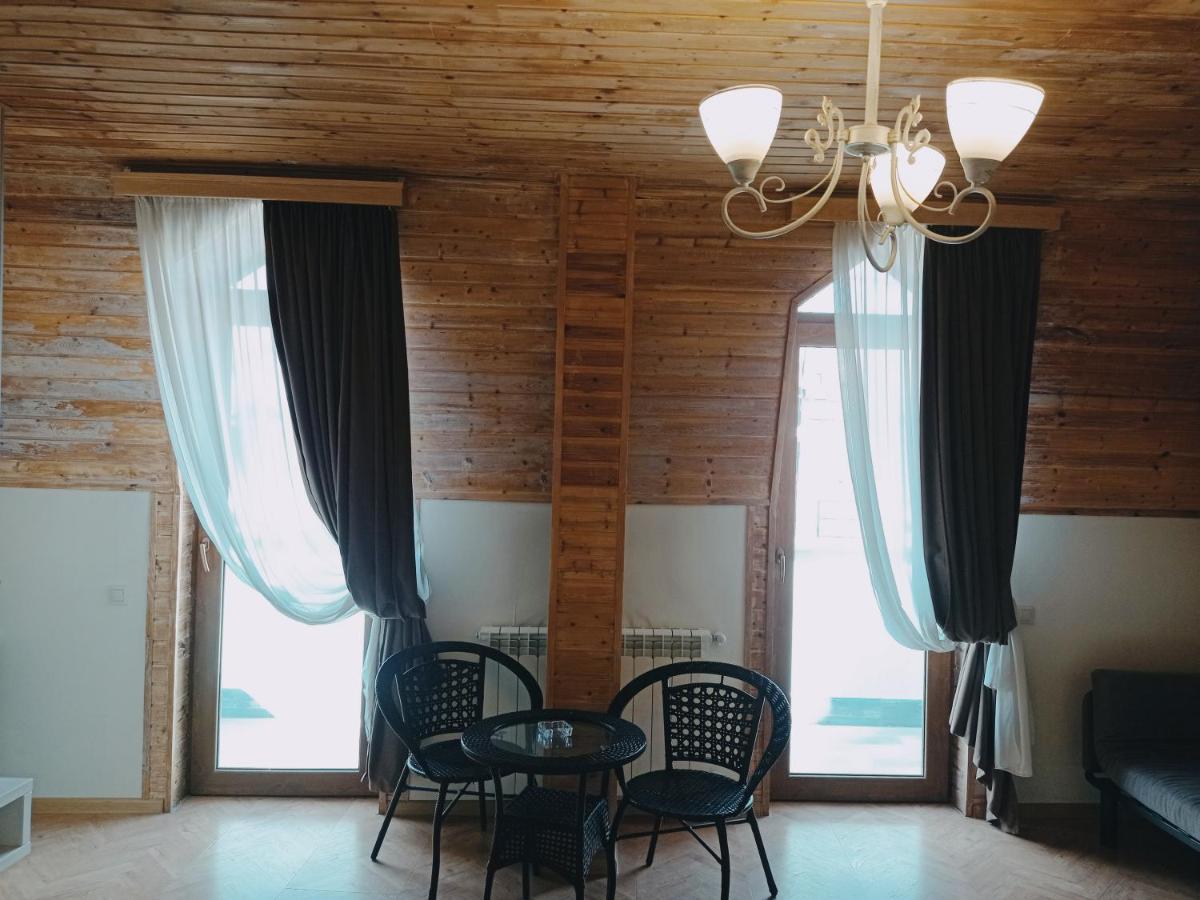 Hotel Four Brothers Tbilisi ภายนอก รูปภาพ