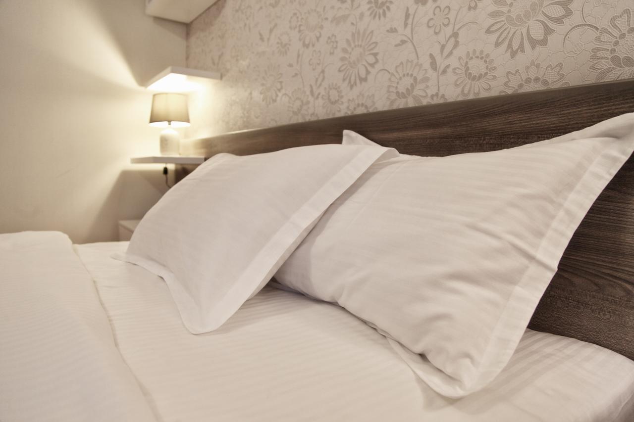 Hotel Four Brothers Tbilisi ภายนอก รูปภาพ