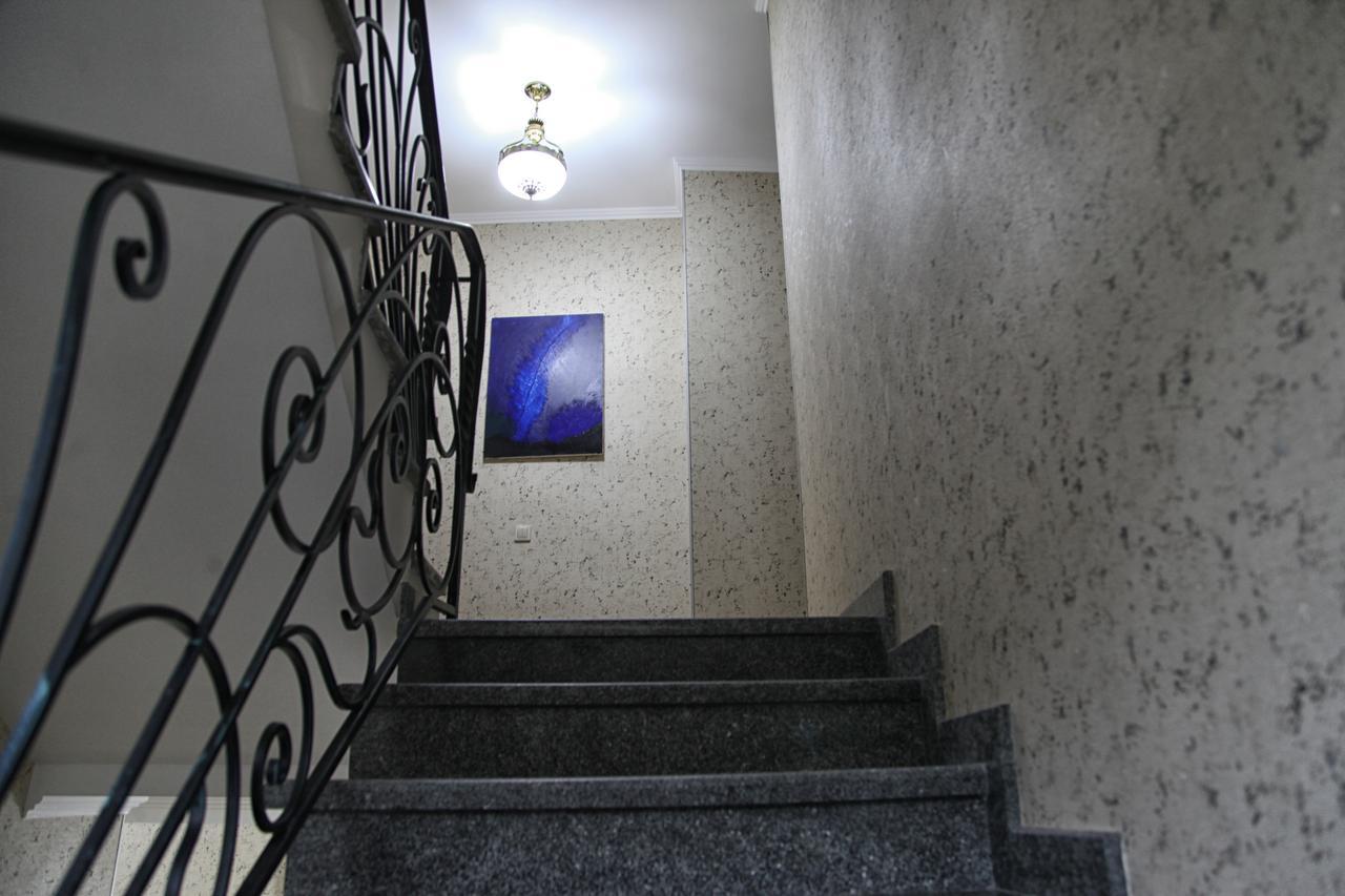 Hotel Four Brothers Tbilisi ภายนอก รูปภาพ
