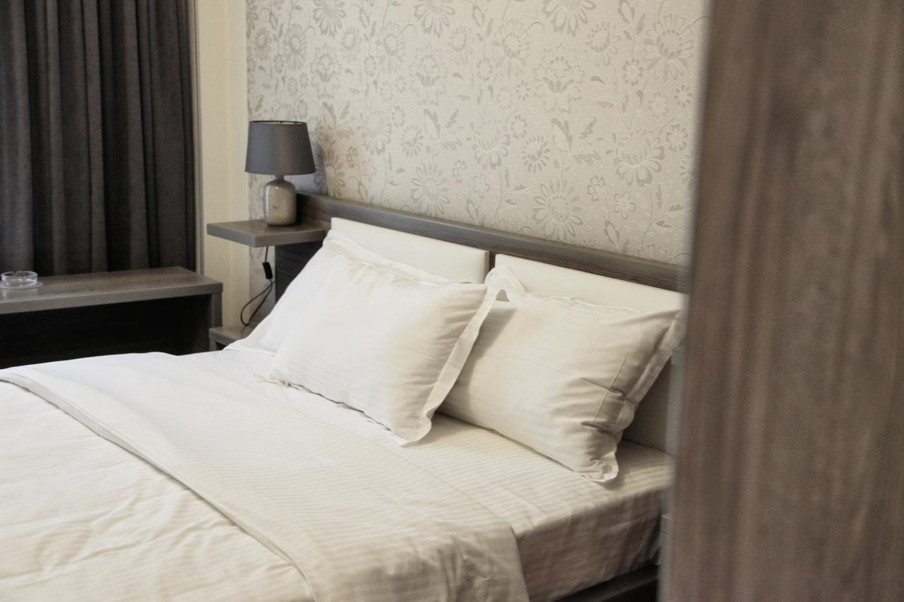 Hotel Four Brothers Tbilisi ภายนอก รูปภาพ