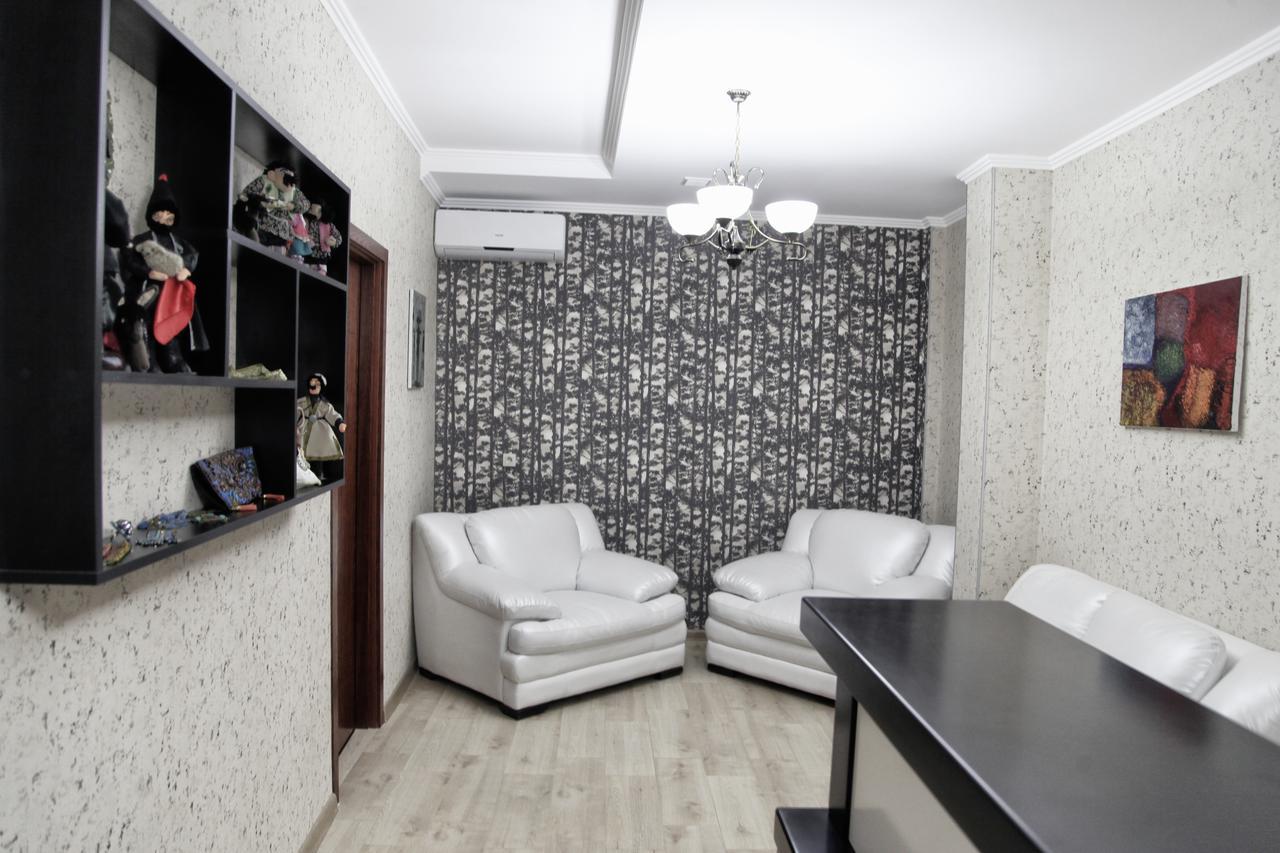 Hotel Four Brothers Tbilisi ภายนอก รูปภาพ
